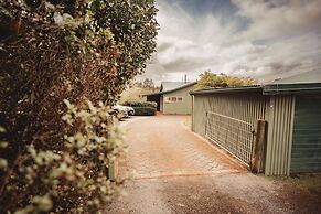 Paradise Valley Lodge