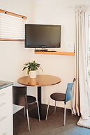 Paradise Valley Lodge