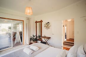 Paradise Valley Lodge