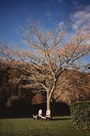 Paradise Valley Lodge