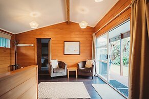 Paradise Valley Lodge