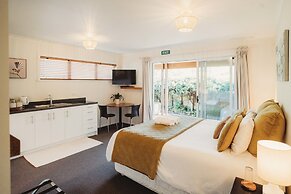 Paradise Valley Lodge