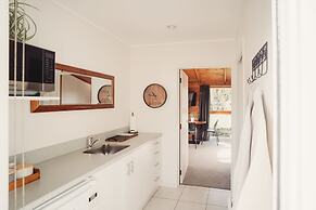 Paradise Valley Lodge