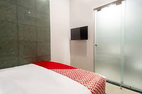 OYO 3159 Festive Inn