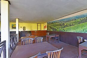 OYO 3244 Grand Chandra Hotel