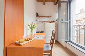 Luini 7 in Como With 2 Bedrooms and 1 Bathrooms