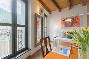 Luini 7 in Como With 2 Bedrooms and 1 Bathrooms