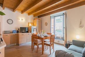 Luini 7 in Como With 2 Bedrooms and 1 Bathrooms