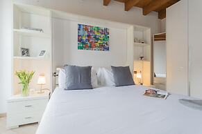 Luini 7 in Como With 2 Bedrooms and 1 Bathrooms