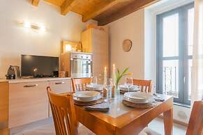 Luini 7 in Como With 2 Bedrooms and 1 Bathrooms