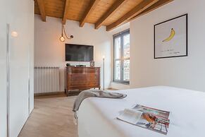 Luini 7 in Como With 2 Bedrooms and 1 Bathrooms