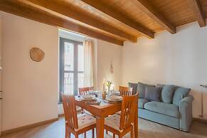 Luini 7 in Como With 2 Bedrooms and 1 Bathrooms