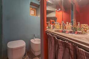 La Corte Degli Artisti