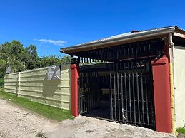 On Board Panglao Beach Hostel and Resort