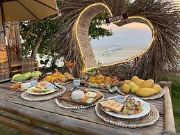 On Board Panglao Beach Hostel and Resort