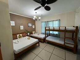 On Board Panglao Beach Hostel and Resort