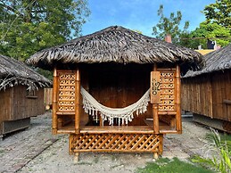 On Board Panglao Beach Hostel and Resort