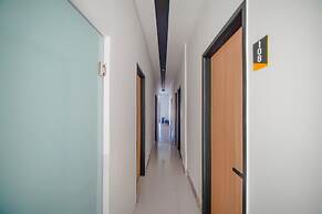 Super OYO 90457 Anara Residence & Guest House