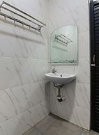 Capital O 3476 Millenium Inn