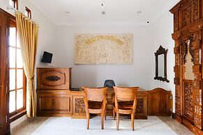 Super OYO Collection O 3468 Ndalem Gusti Ayu