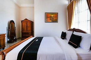 Super OYO Collection O 3468 Ndalem Gusti Ayu