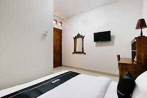 Super OYO Collection O 3468 Ndalem Gusti Ayu