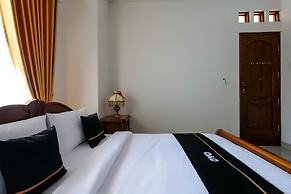 Super OYO Collection O 3468 Ndalem Gusti Ayu