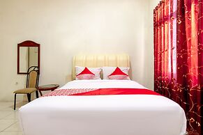 OYO 2777 Sleepover Sei Serayu