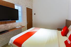 Super OYO 3109 Point Inn