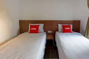 Super OYO 3109 Point Inn