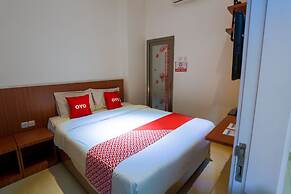 Super OYO 3109 Point Inn