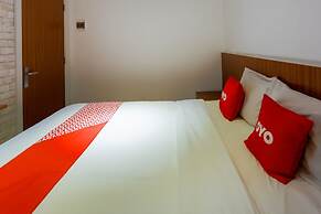 Super OYO 3109 Point Inn