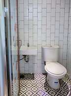 Super OYO 3109 Point Inn