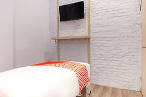 Super OYO 3150 Theodore Homestay