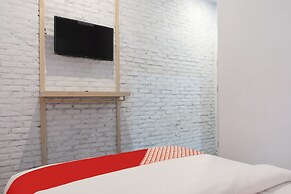 Super OYO 3150 Theodore Homestay