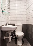 Super OYO 3150 Theodore Homestay