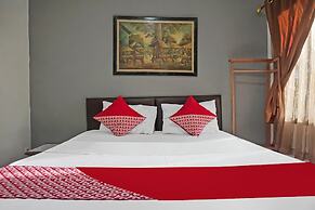 Super OYO 92134 Bogor Guest House