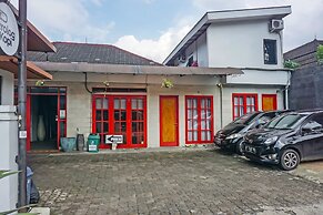 Super OYO 92134 Bogor Guest House