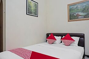 Super OYO 92134 Bogor Guest House