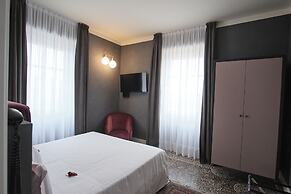 Capriccio Art Hotel