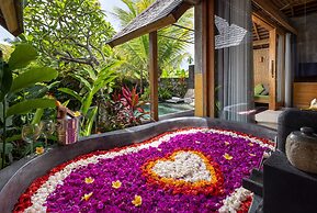 Wana Bucu Villa by Pramana Villas