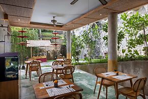 Wana Bucu Villa by Pramana Villas