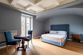 Palazzo De Gregorio Apartments