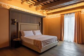 Palazzo De Gregorio Apartments