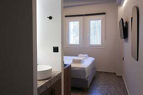 Up Hill Unique Boutique Hotel