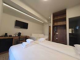 Up Hill Unique Boutique Hotel