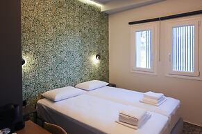 Up Hill Unique Boutique Hotel