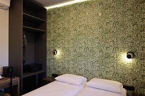 Up Hill Unique Boutique Hotel