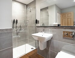 Barton Hall Hotel & Spa