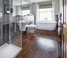 Barton Hall Hotel & Spa